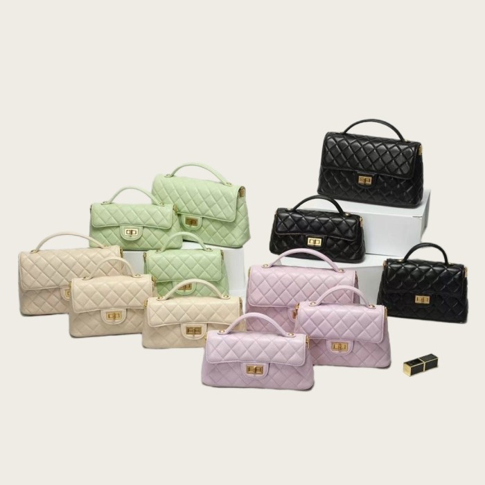 New Classic Shoulder Bag