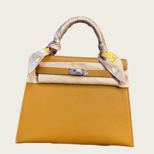 Leather Cherve Grain  Tote Crossbody Bag