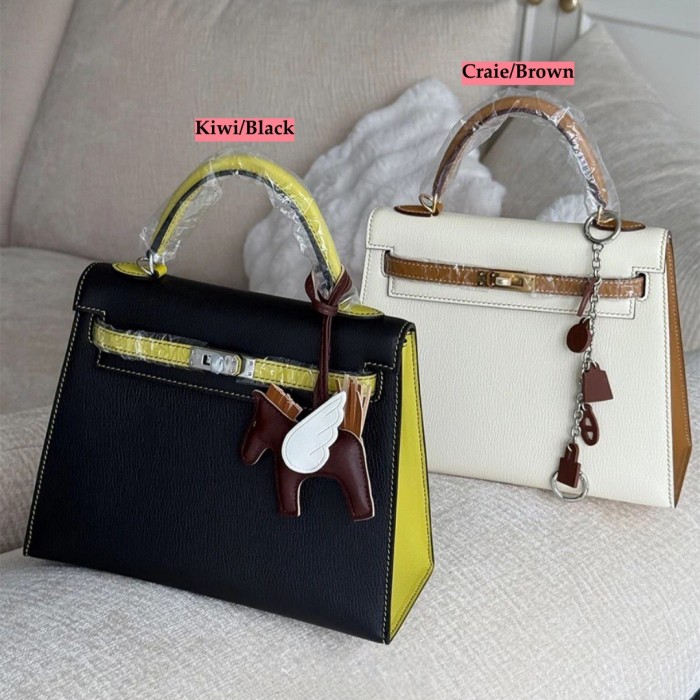 Leather Cherve Grain  Tote Crossbody Bag