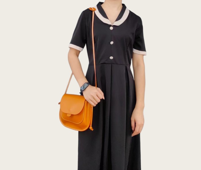 Imported Vegetable-tanned Leather Crossbody Bag