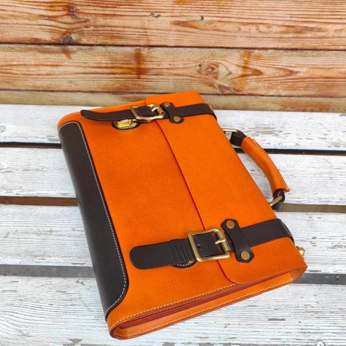 Italian Vegetable Tanned Full-Grain Leather Briefcase