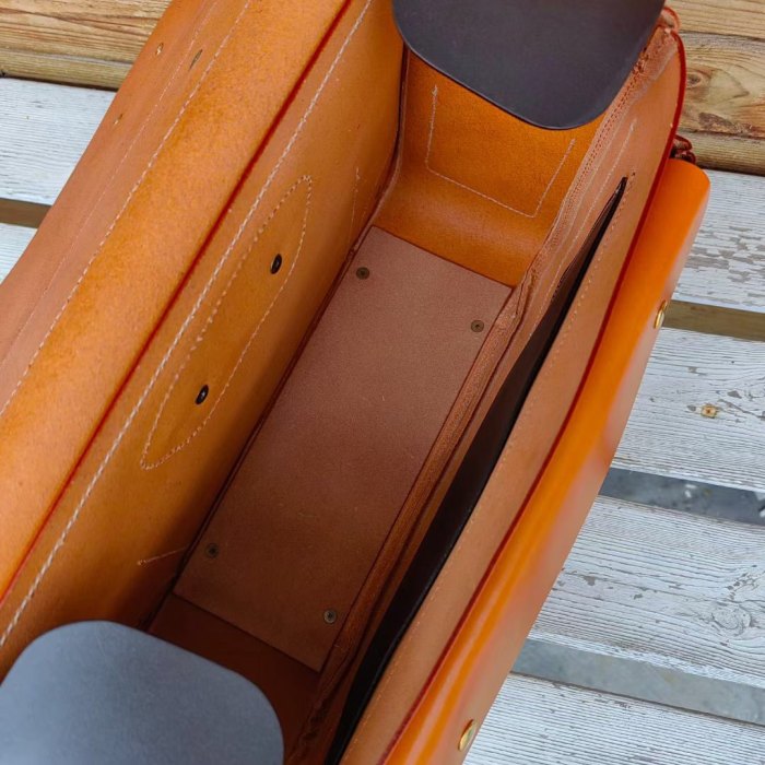 Italian Vegetable Tanned Full-Grain Leather Backpack