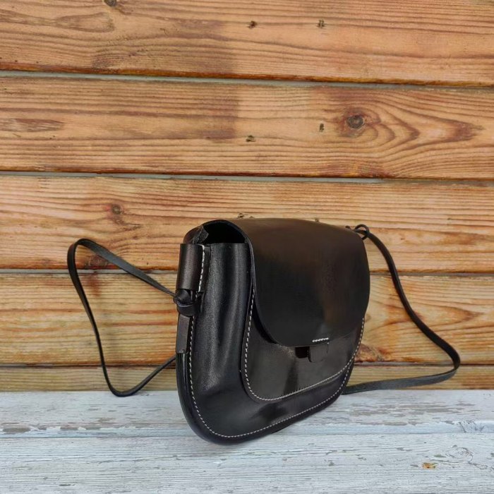 Imported Vegetable-tanned Leather Crossbody Bag