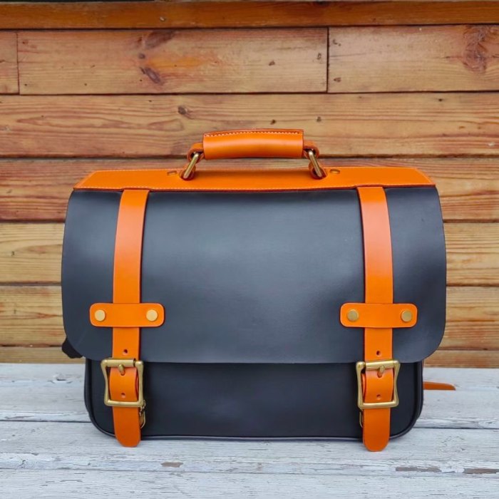 Italian Vegetable Tanned Full-Grain Leather Backpack
