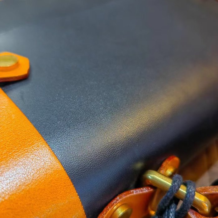 Italian Vegetable Tanned Full-Grain Leather Briefcase