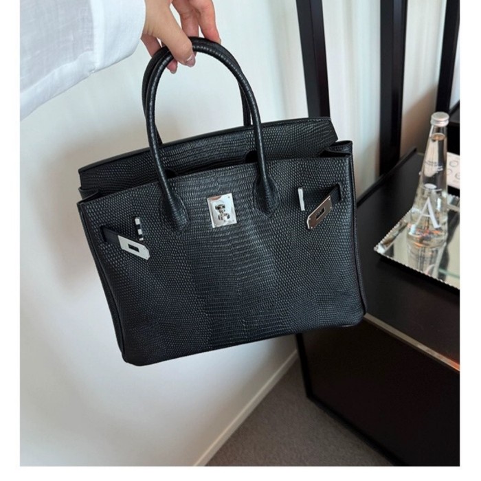 Embossed Lizard Grain Leather Handbag