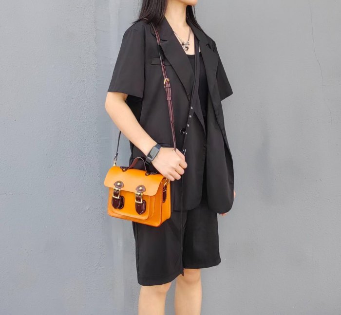 Italian Vegetable Tanned Full-Grain Leather Cambridge Satchel 2 Sizes Mini & Standard