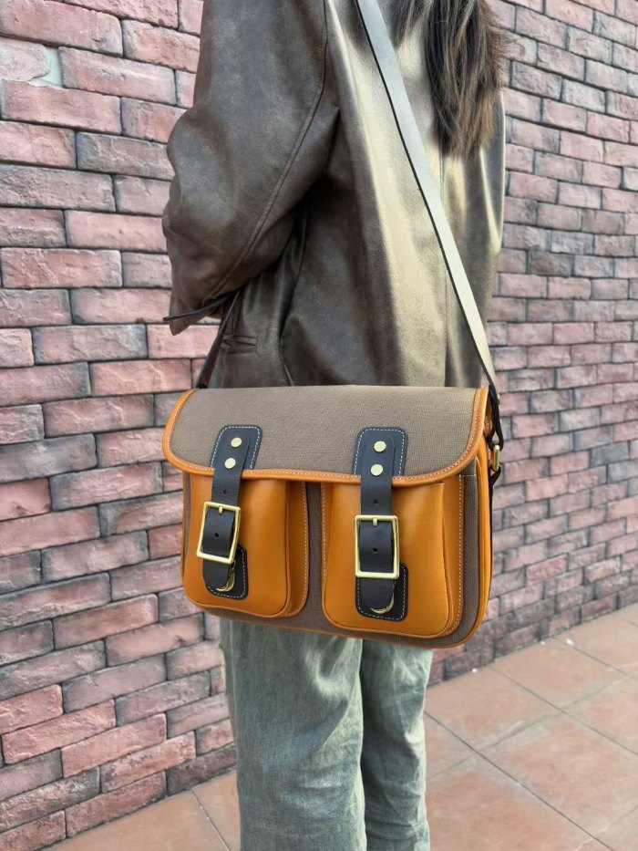 Handmade Italian Veg-Tan Leather Cambridge Satchel