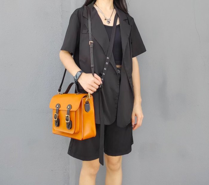 Italian Vegetable Tanned Full-Grain Leather Cambridge Satchel 2 Sizes Mini & Standard
