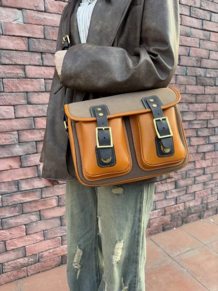 Handmade Italian Veg-Tan Leather Cambridge Satchel