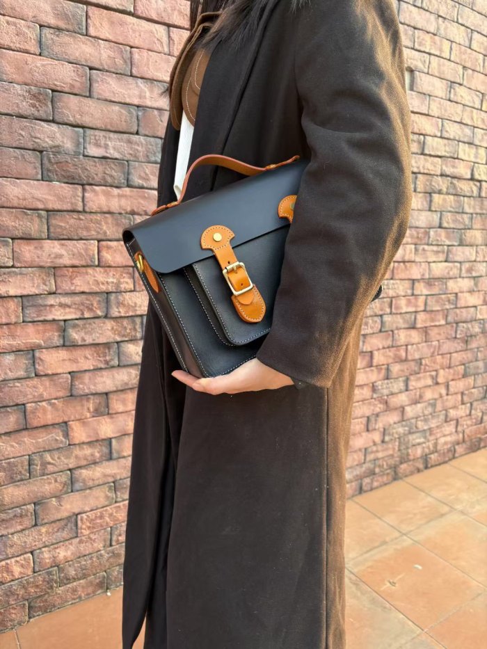 Italian Vegetable Tanned Full-Grain Leather Cambridge Satchel 2 Sizes Mini & Standard