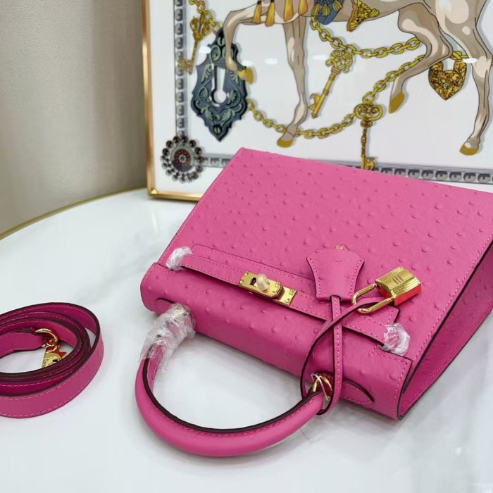 25cm Ostrich-Embossed Top-Grain Calfskin Leather Bag
