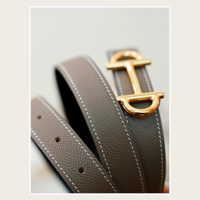 Full Steel Horsebit Epsom Leather Women‘s Belt