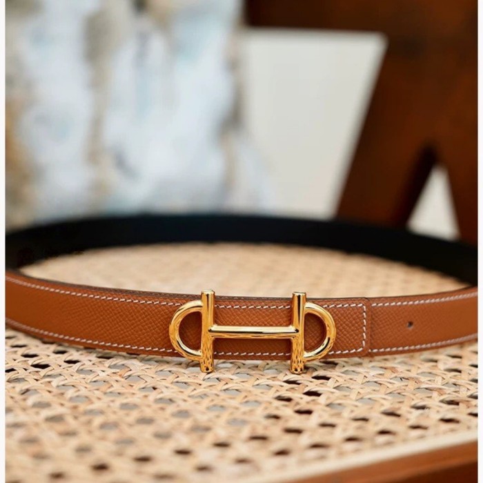 Full Steel Horsebit Epsom Leather Women‘s Belt