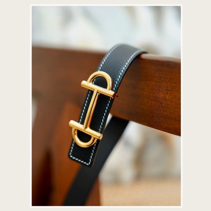 Full Steel Horsebit Epsom Leather Women‘s Belt
