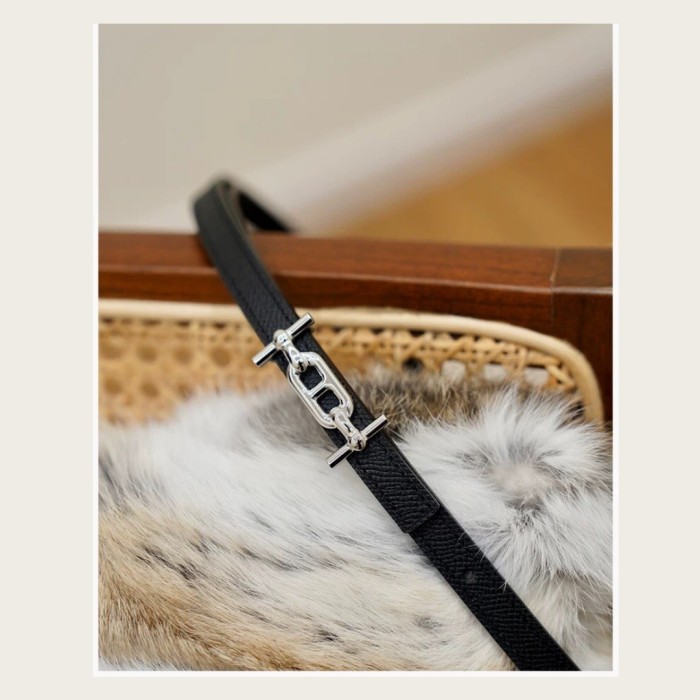  Inspired Anchor Motif Buckle Slim Leather Belt