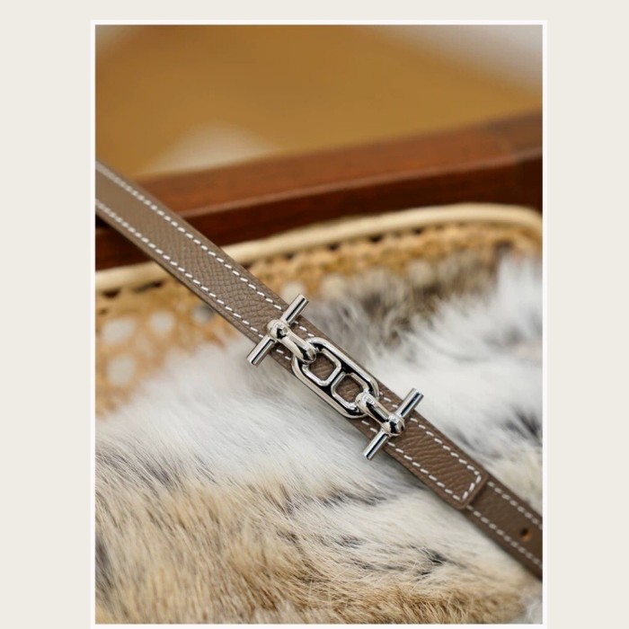  Inspired Anchor Motif Buckle Slim Leather Belt