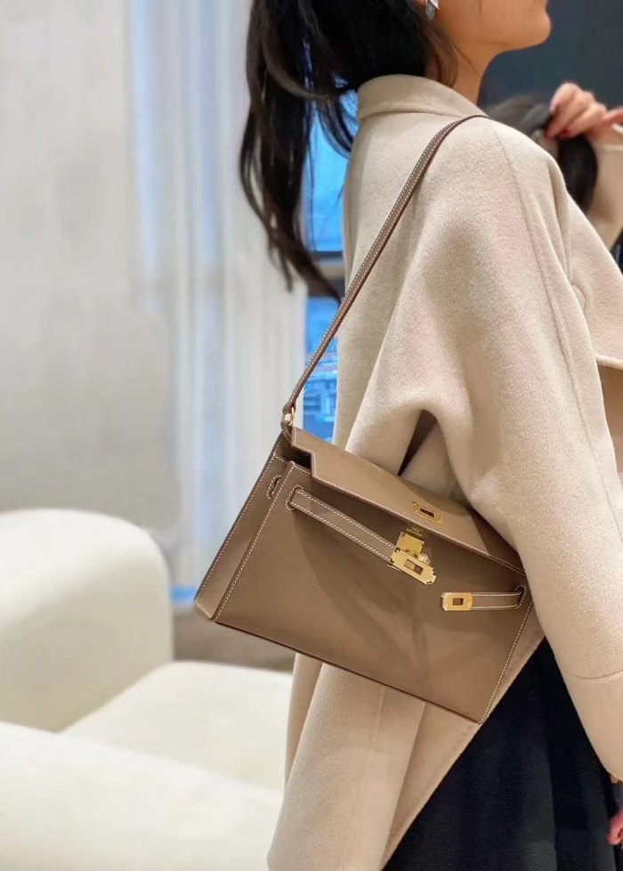 Top-Grain Cowhide Leather Baguette Shoulder Bag