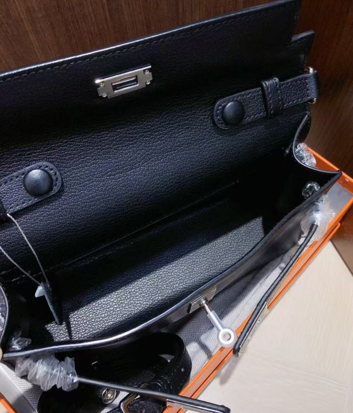 Top-Grain Cowhide Leather Baguette Shoulder Bag