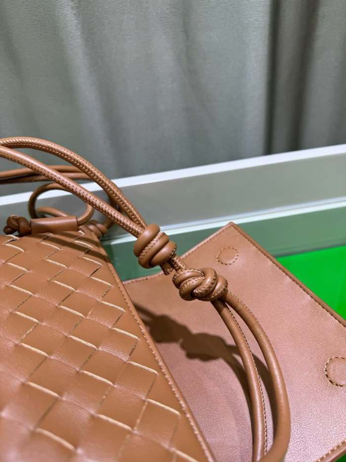 Mini Handwoven Knot Leather Crossbody Bag