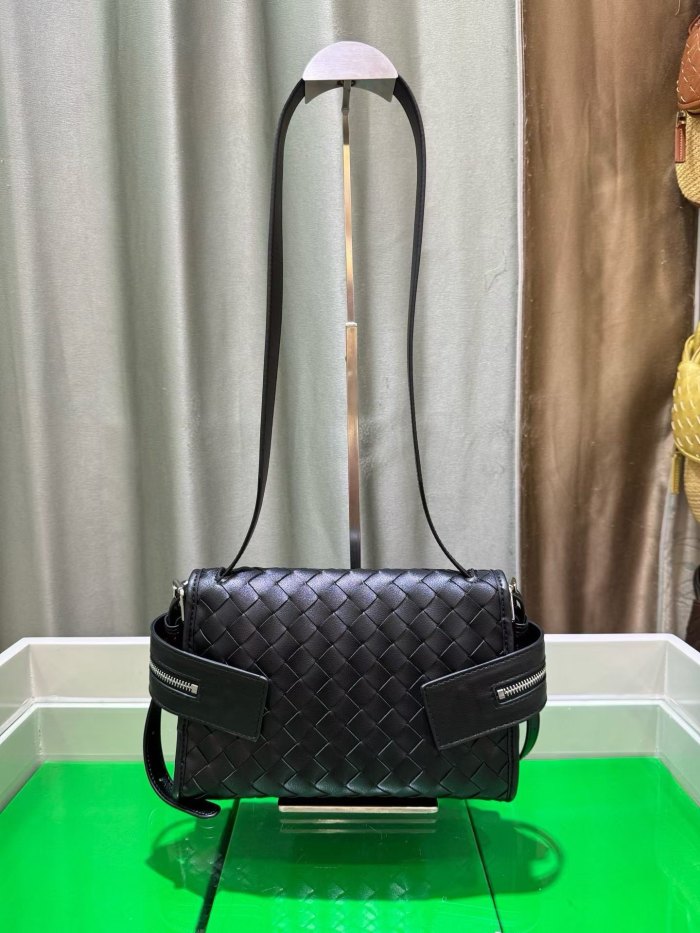 Italian‑Style Woven Leather Shoulder Crossbody Bag