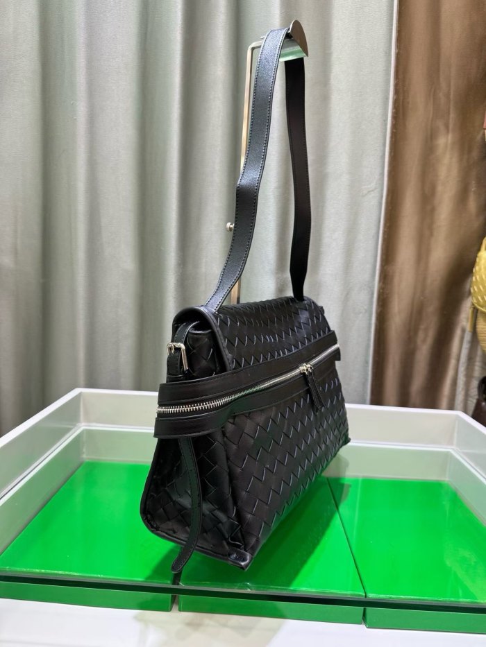 Italian‑Style Woven Leather Shoulder Crossbody Bag Large