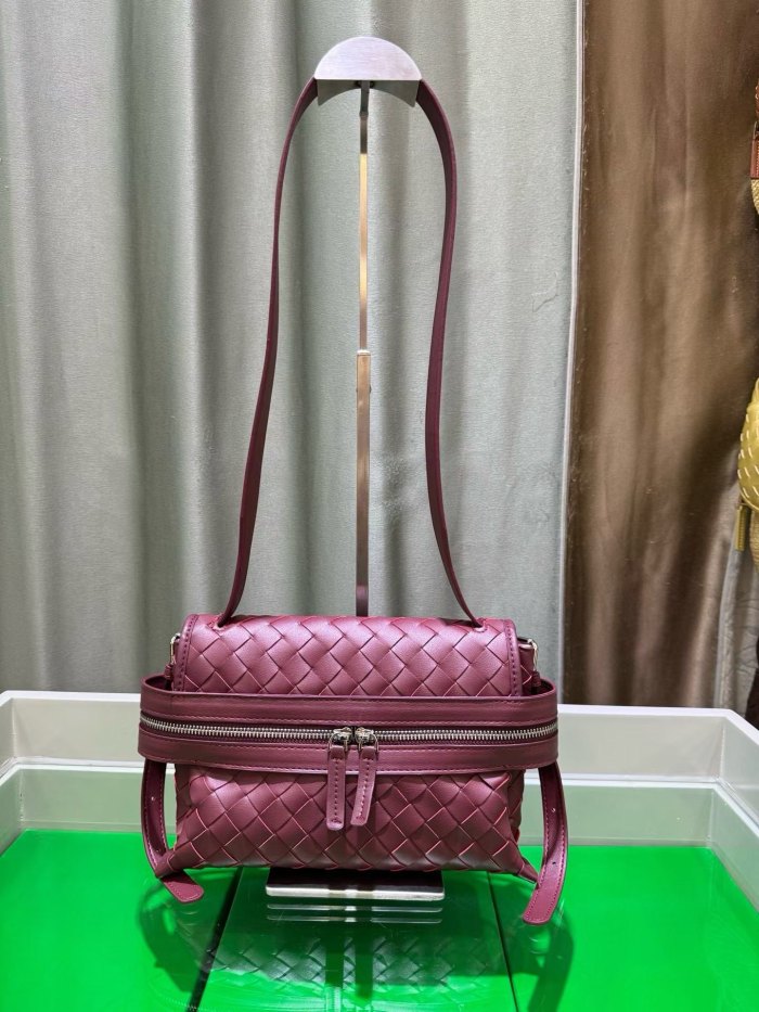 Italian‑Style Woven Leather Shoulder Crossbody Bag