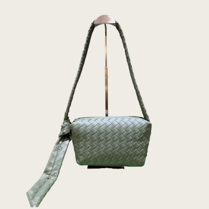 Woven Lambskin Leather Hobo Shoulder Bag