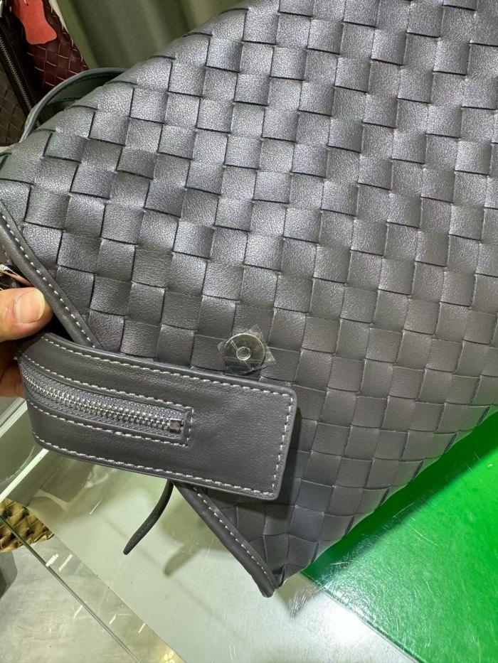 Italian‑Style Woven Leather Shoulder Crossbody Bag Large