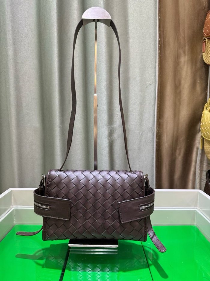 Italian‑Style Woven Leather Shoulder Crossbody Bag