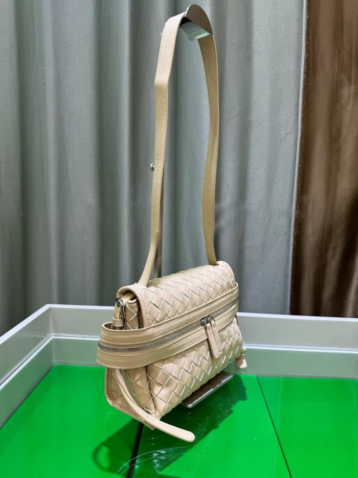 Italian‑Style Woven Leather Shoulder Crossbody Bag