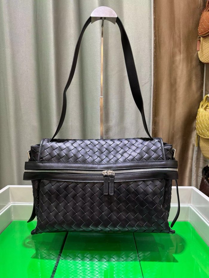 Italian‑Style Woven Leather Shoulder Crossbody Bag Large