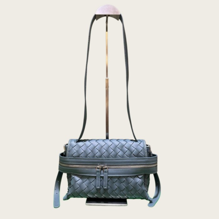 Italian‑Style Woven Leather Shoulder Crossbody Bag
