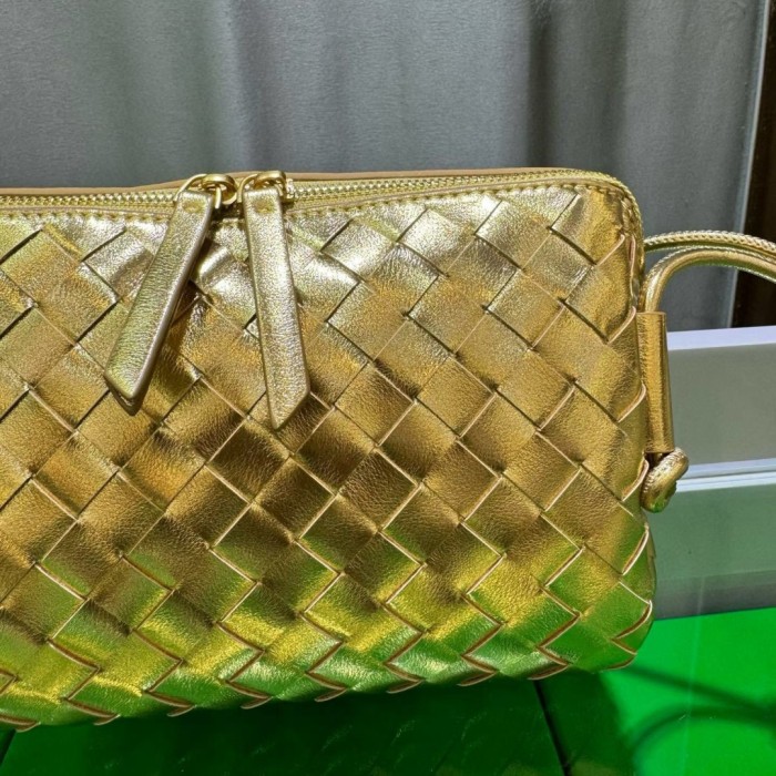 Inspired Shell Leather Shoulder Bag