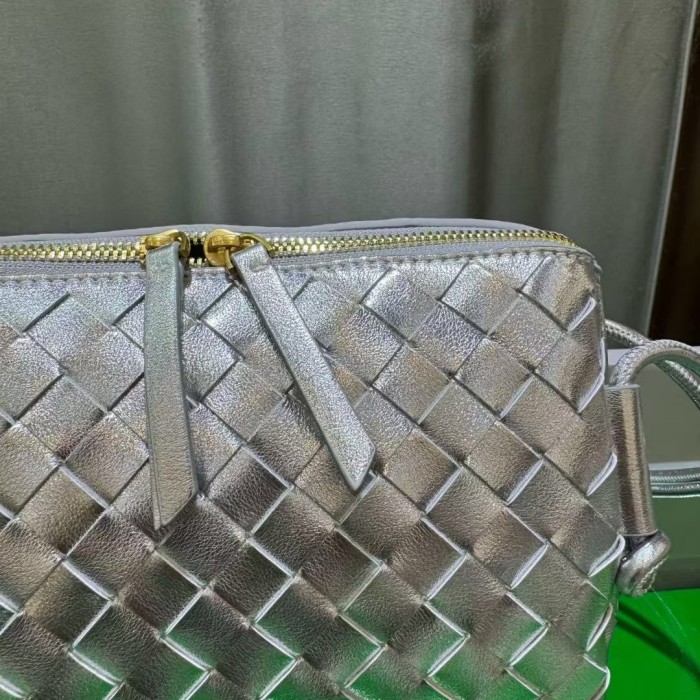 Inspired Shell Leather Shoulder Bag