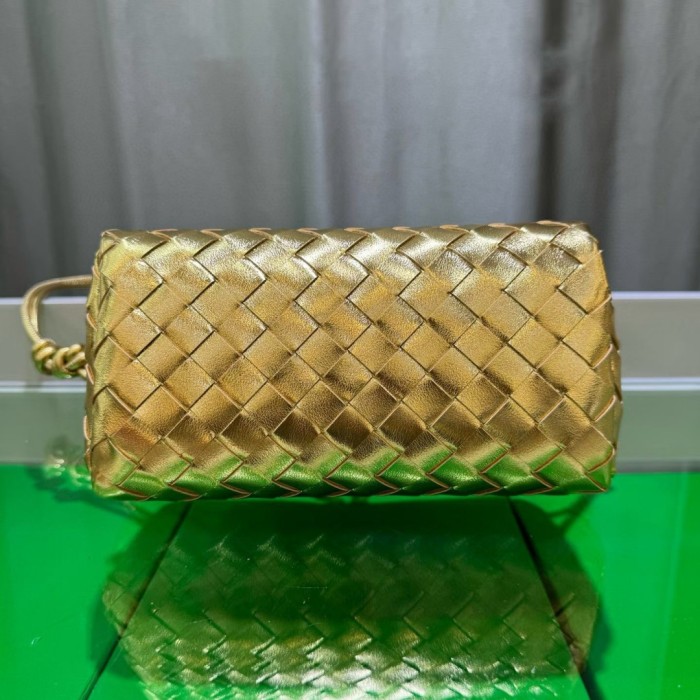 Inspired Shell Leather Shoulder Bag