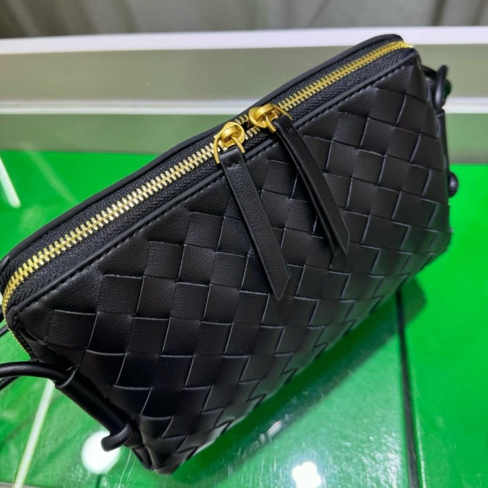 Inspired Shell Leather Shoulder Bag
