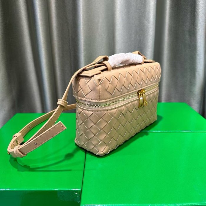 Leather Crossbody Bag Zip Top Mini Cosmetic Pouch