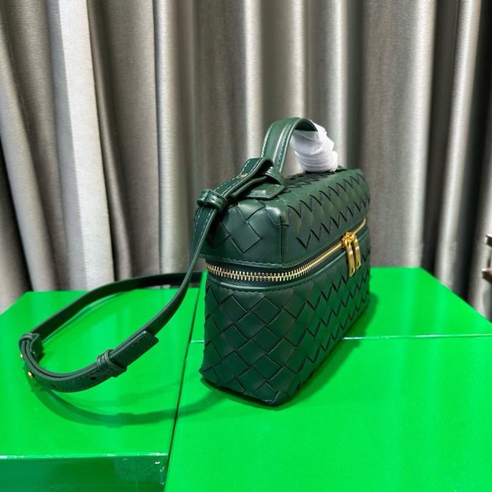 Leather Crossbody Bag Zip Top Mini Cosmetic Pouch