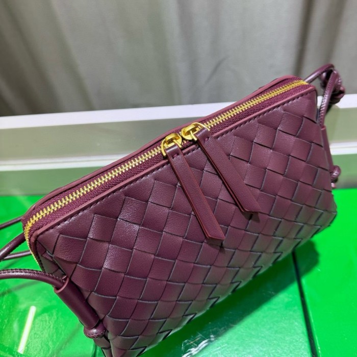 Inspired Shell Leather Shoulder Bag
