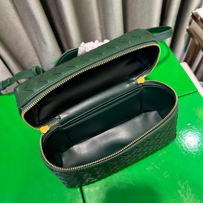 Leather Crossbody Bag Zip Top Mini Cosmetic Pouch