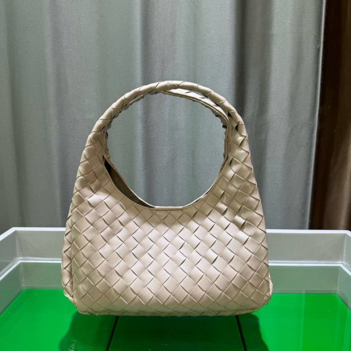 Slouchy Woven Leather Hobo Bag 