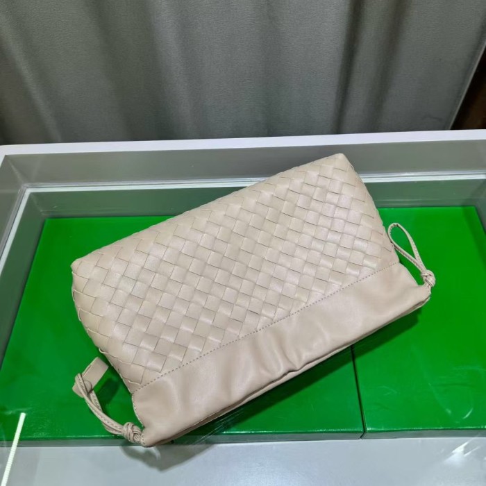 Genuine Cow Leather Woven Dust Bag on Chain