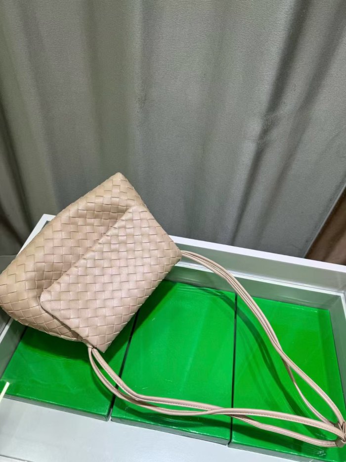 Woven Leather Messenger Bag Soft Calfskin Flap Crossbody