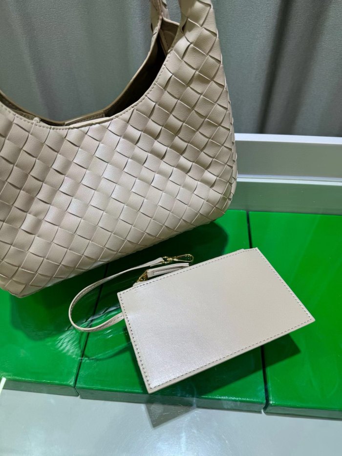 Slouchy Woven Leather Hobo Bag 