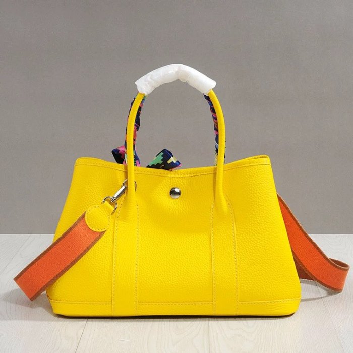 Top-Grain Pebbled Leather Garden Party Style Tote Bag