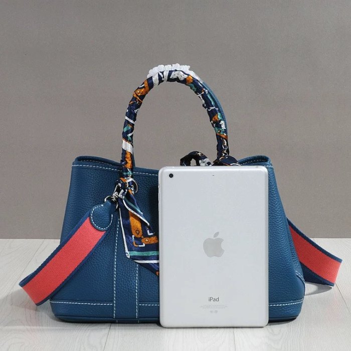 Top-Grain Pebbled Leather Garden Party Style Tote Bag
