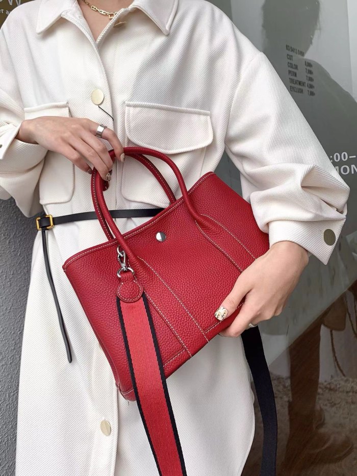 Top-Grain Pebbled Leather Garden Party Style Tote Bag