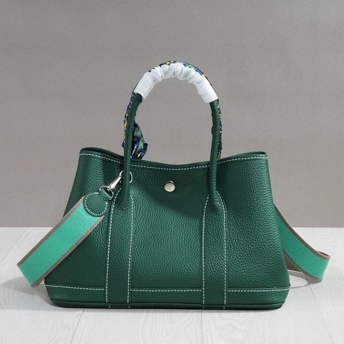 Top-Grain Pebbled Leather Garden Party Style Tote Bag