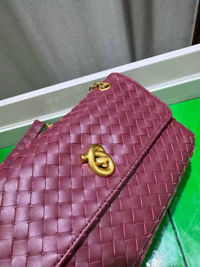 Woven Chain Shoulder Bag